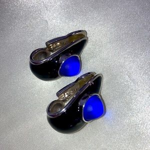 Lalique Charmante clip earring